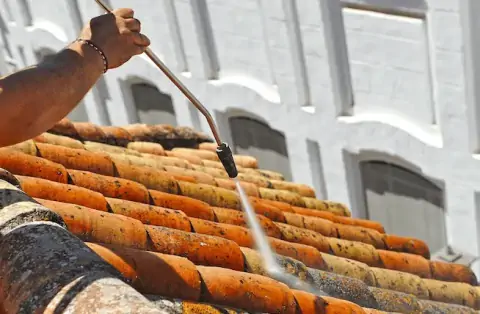 Nettoyage de toitures - Kerpert